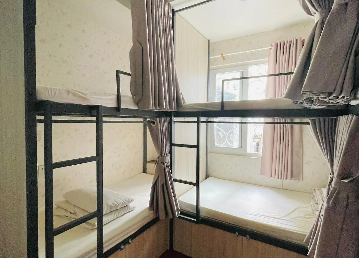 Lataland Hostel Хошимин